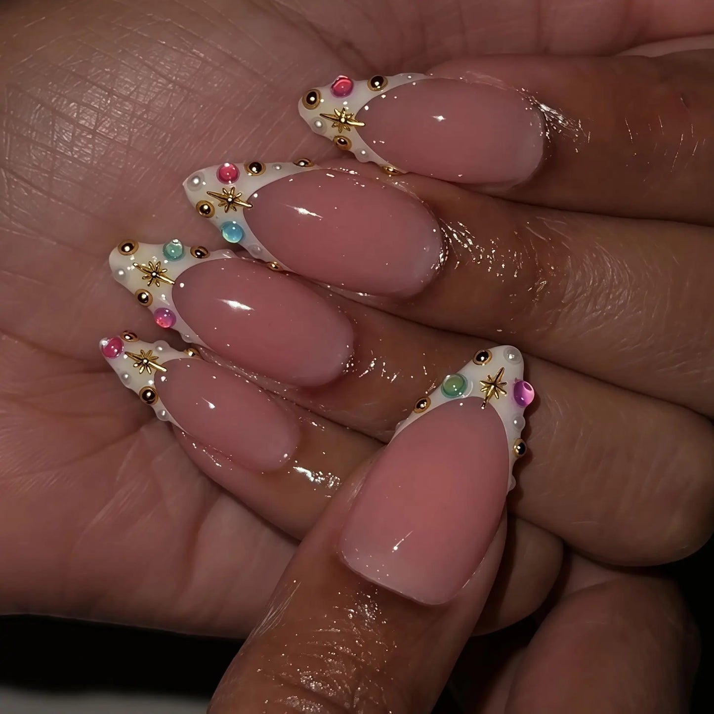 24Pcs Retro Flower Long Coffin French Fake Nails Caviar Bead Floral Gold Hollow Design Press On Nail Tips Y2k Acrylic False Nail