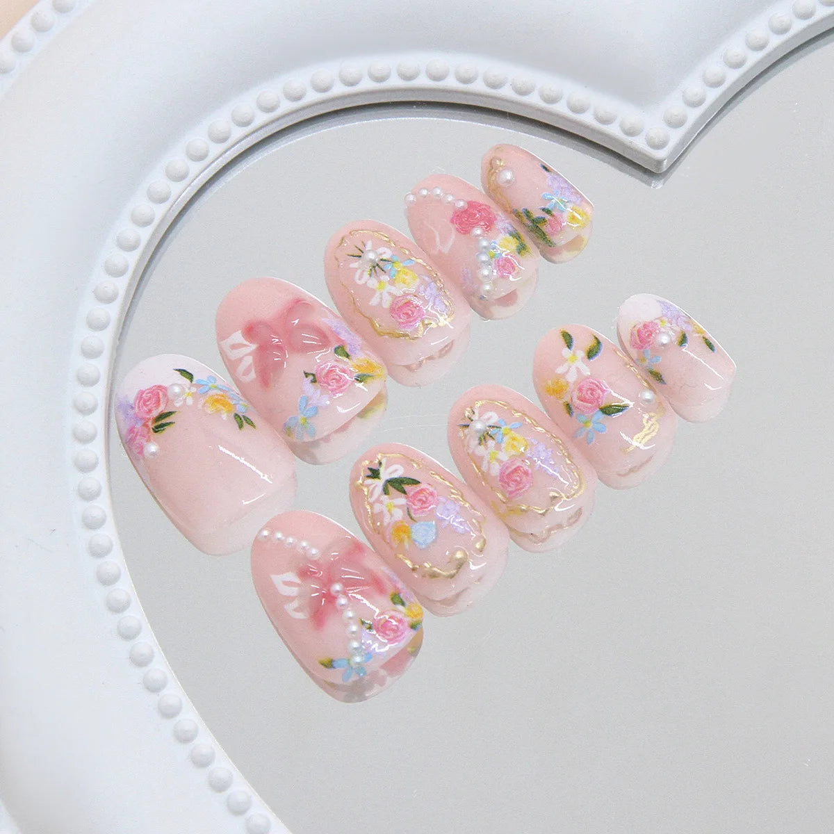 24pcs Fresh Flower Print Press on Nails Short French Almond False Nail Tips Wearable Reusable European Ins Simple  Fake Nails